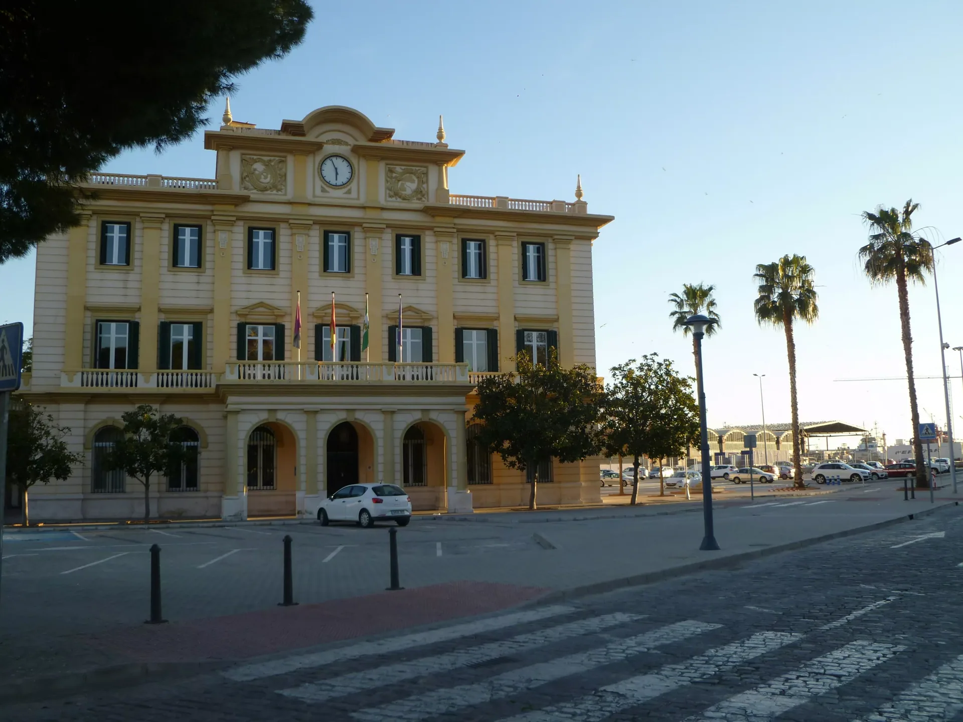 Die besten Rooftop Bars in Málaga: Genießen Sie den Blick über die Stadt